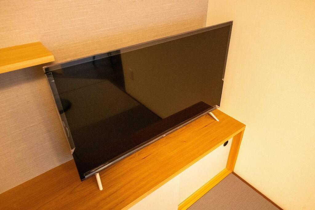 Apartment 浅草禅心居201室 浅草駅徒歩15分 2024年4月ニューオープン 43平米丸貸し切り ダブルベット2台と畳敷き布団2組 家庭式用品設備完備 Präfektur Tokio